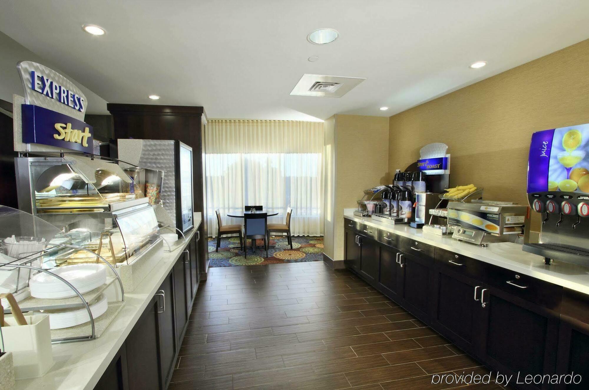 Holiday Inn Express - Colorado Springs - First & Main By Ihg Εξωτερικό φωτογραφία